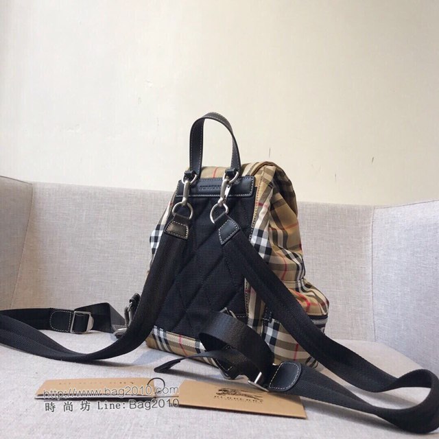 Burberry專櫃新款包包 巴寶莉女士小號格子雙肩背包  db1097
